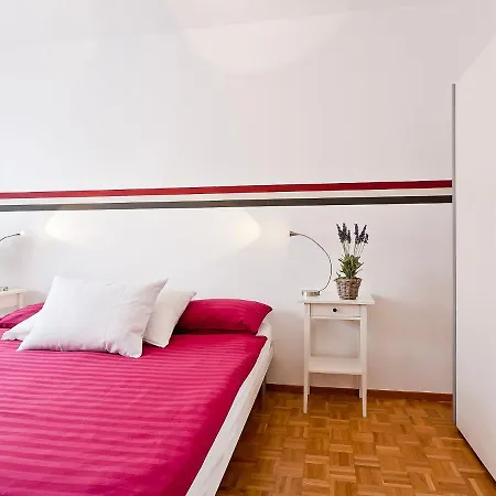 Suite-18 By Interhome Lägenhet
