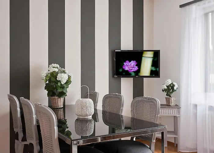 Suite-18 By Interhome